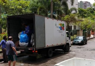 Associações recolhem os resíduos da Coleta Seletiva em Vitória